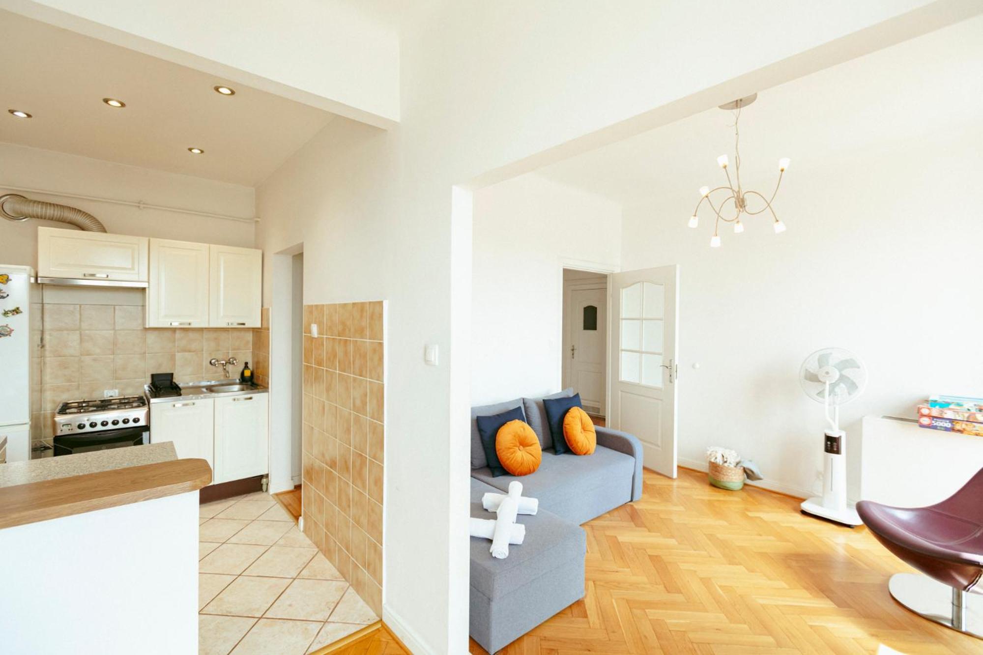 Plac Konstytucji 6 Grey - Bezplatny Garaz Podziemny - Free Parking - Apartament Dla 4 Osob Варшава Екстериор снимка